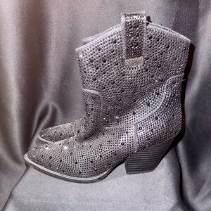 Forever 21 Black Heeled Boots